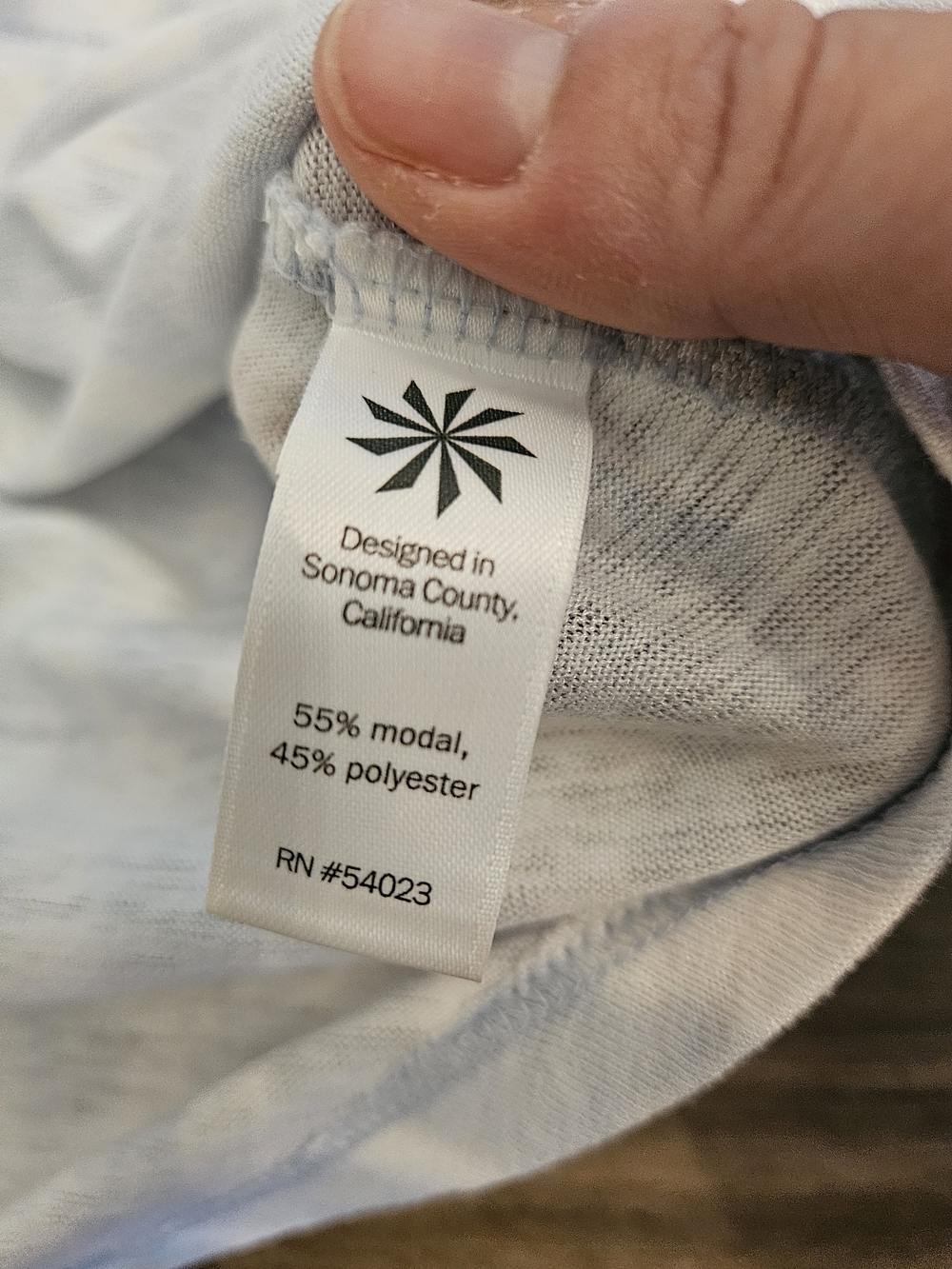 Athleta Light Blue Tie-Dye Sleeveless Tank Top Size Small - Picture 4 of 8